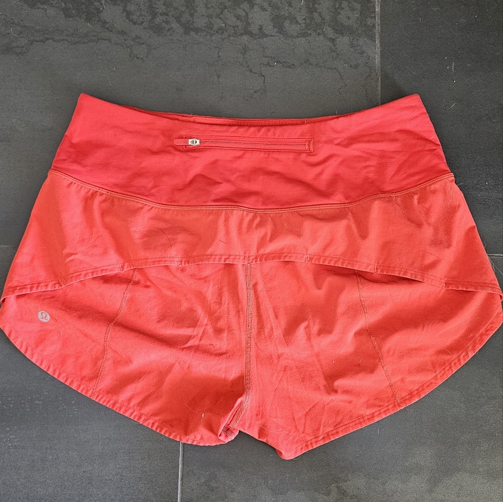 Lululemon Speed Up shorts 4in mid rise